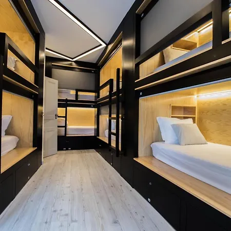 호스텔 Gig Capsule