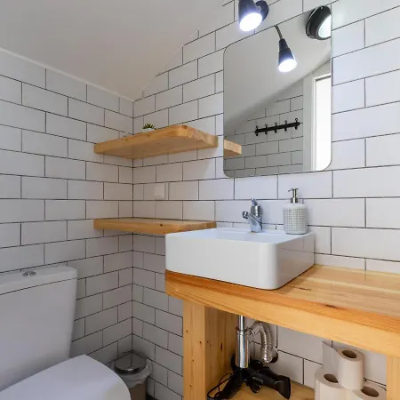 호스텔 Gig Capsule 에리세이라